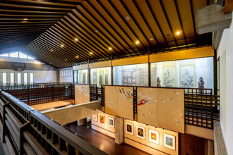 月山寺美術館の2階にはここでしか見られない美術品